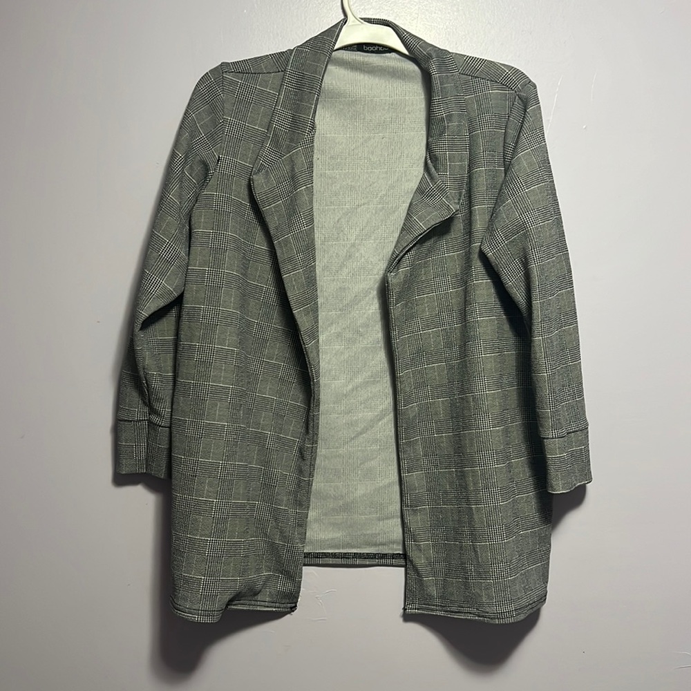Cute blazer, nice for office